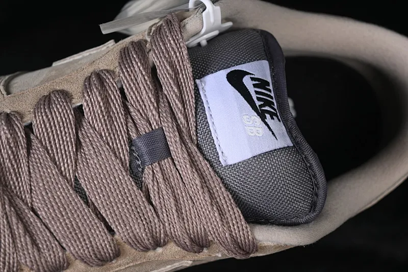 All Categories Nk SB Dunk Series Nk SB Dunk Low Low-top sneakers Nike SB Dunk Low Pro B "Parachute Beige" Desert Khaki Low-top casual sneakers HJ0367-200